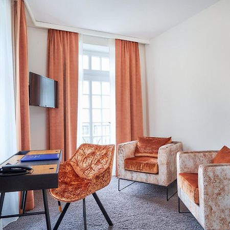 Hotel Zur Post Altoetting Buitenkant foto